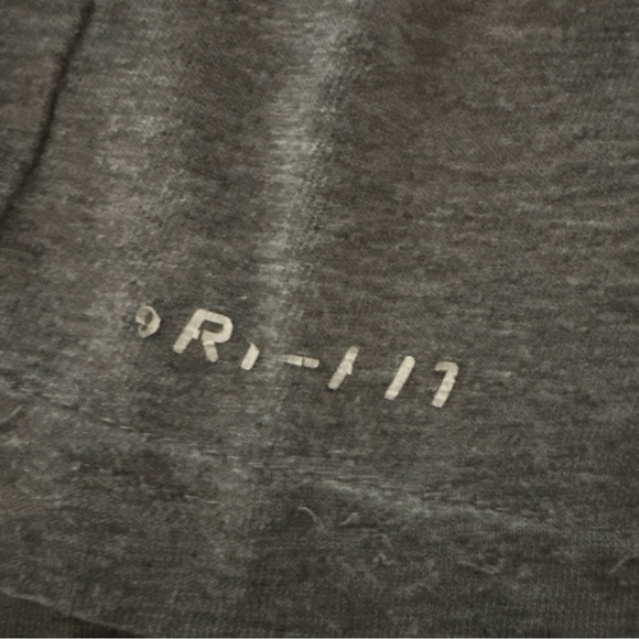 Jordan Jumpman Dri-Fit T-Shirt Size Medium 10-12 Years Gray with Black Logo - Picture 4 of 4